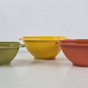 Lote de Bowls Plásticos Naranja, Rojo, Amarillo y Verde con Accesorios - imagen 7