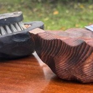 2 zuecos de madera (con cepillo para lustrar zapatos) - imagen 4