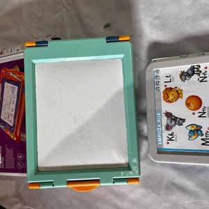 Lote siguiente: Pizarra Magnética Educativa para Niños
