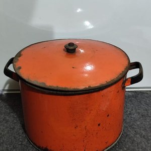 Olla Esmaltada Naranja Grande con Tapa - Aprox. 15 Litros - imagen 1