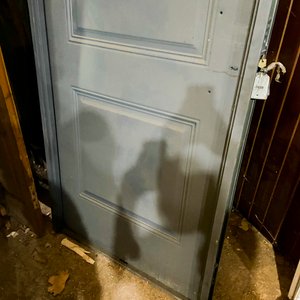Una puerta de frente chapa color negro con detalle 205 x 88 cm - imagen 4