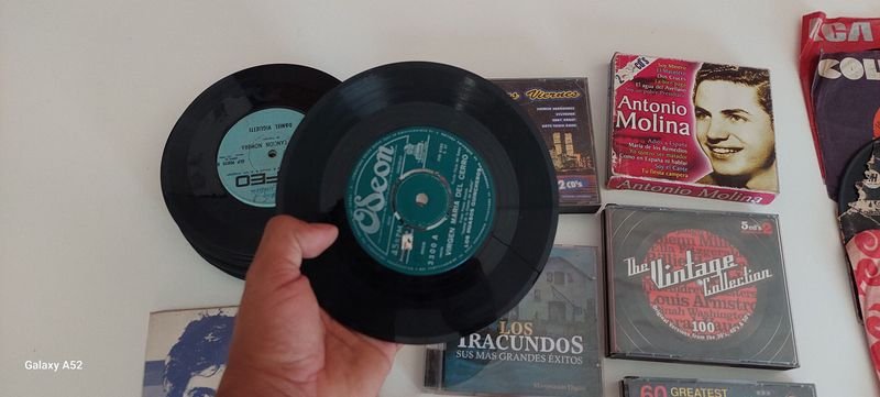 Gran lote de discos y accesorios en buen estado - imagen 12
