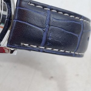 Reloj Pulsera Q&Q Moonphase Cuadrante Azul Correa Texturizada - imagen 5