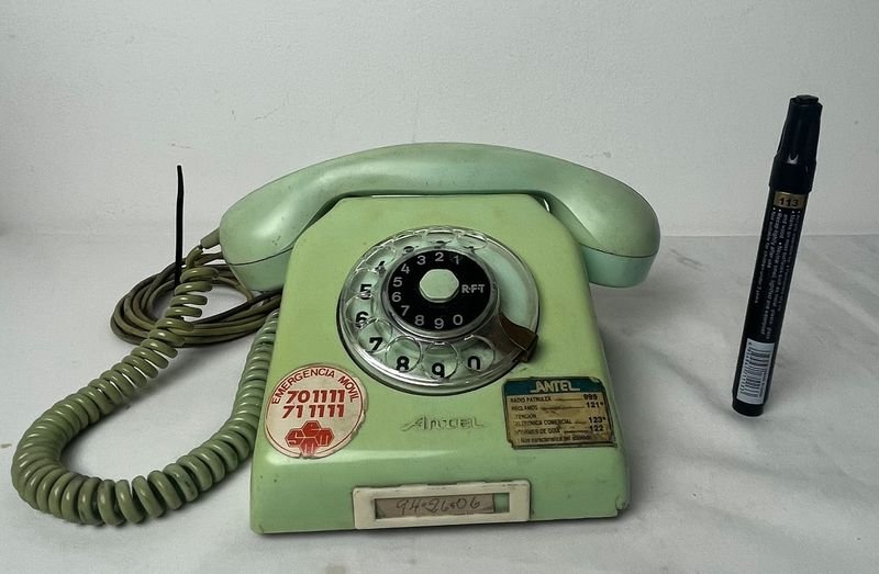Teléfono antiguo para la venta - imagen 2