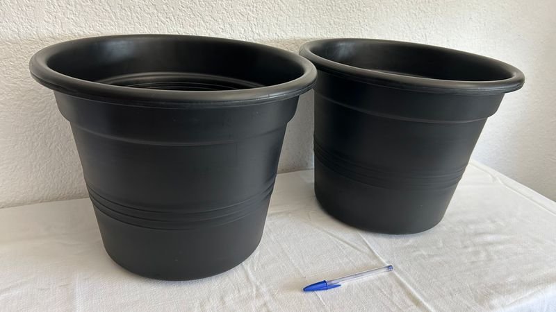 Macetas negras de cerámica - imagen 4