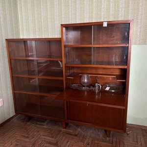 Aparador de Madera con Cristalero y Puertas Correderas - imagen 3