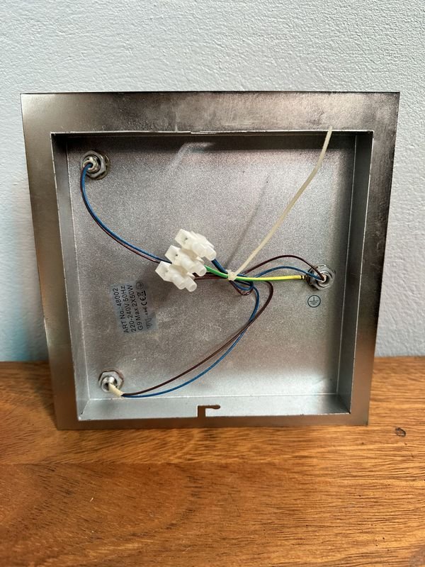 Iluminaria de 3 - Equipamiento Electrónico - imagen 4
