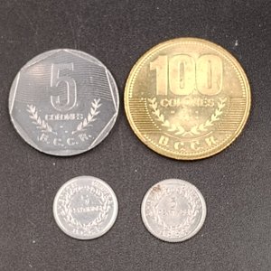 Lote de 4 Monedas de Costa Rica: 5 Céntimos (1953, 1958), 5 Colones (1983), 100 Colones (2007) - imagen 3