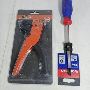 Lote anterior: Set de 2 Herramientas Manuales: Destornillador y Pelacables