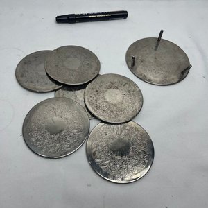 Set de 6 Posavasos de Platina Cincelada con Soporte - imagen 5