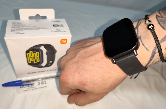 Reloj Smartwatch Xiaomi Redmi 5 Active con Cargador y Caja