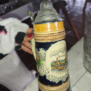 Jarra de cerámica coleccionable estilo bávaro y jarra de vidrio - imagen 3