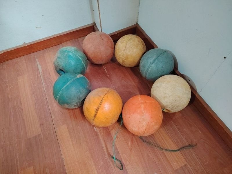 Lote de 8 Flotadores Esféricos de Colores Varios
