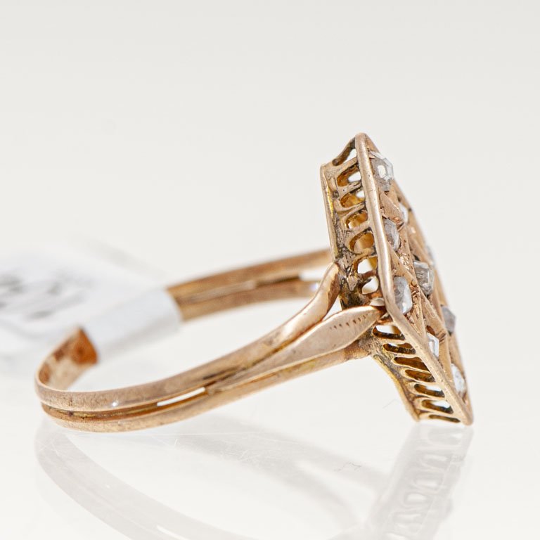 Anillo de oro con diamantes - imagen 2