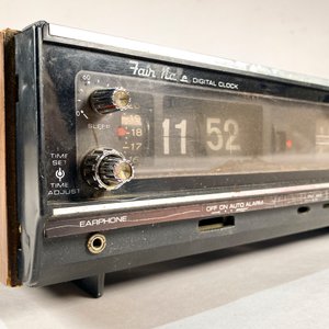 Radio Reloj Despertador Vintage Fair Mate Modelo RD-150 - imagen 2