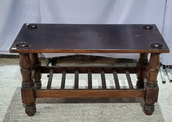 Mesa Ratona De Madera Oscura Estilo Clásico - imagen 1