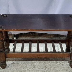 Mesa Ratona De Madera Oscura Estilo Clásico - imagen 1