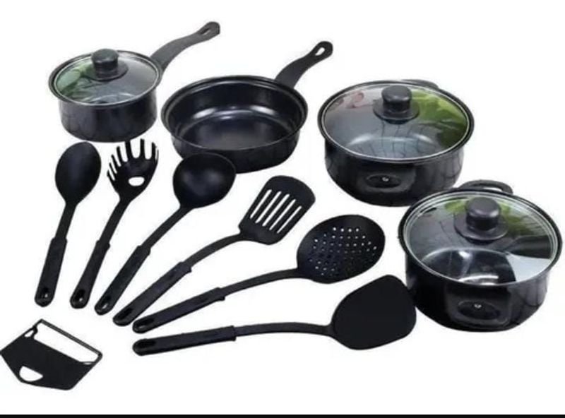Juego de cocina con utensilios