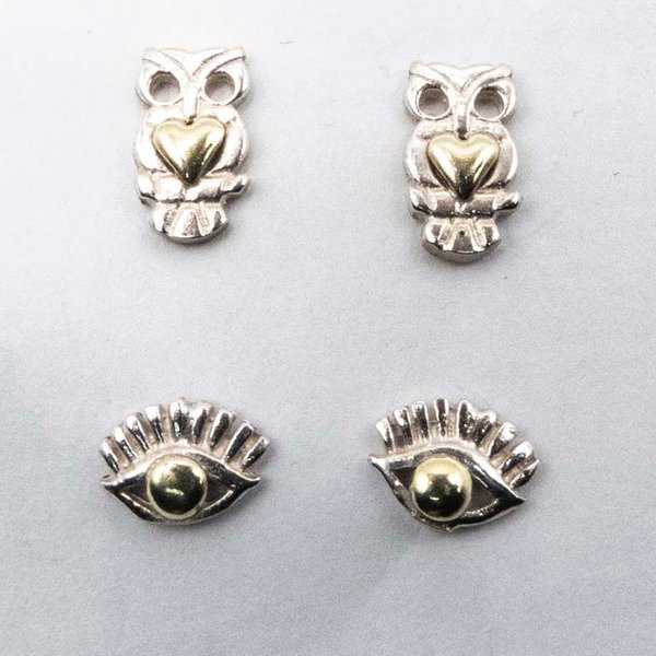 Dos Pares de Abalorios/Pendientes de Plata y Oro con Diseño de Búho y Ojo