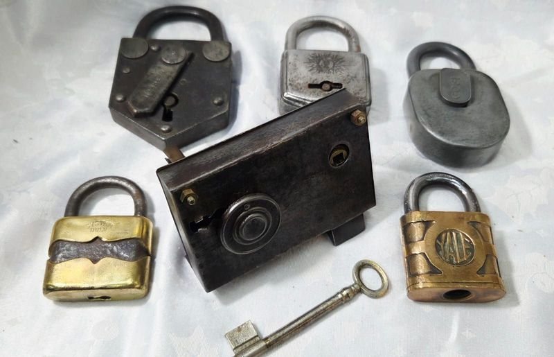 Item 881128 - Image 1