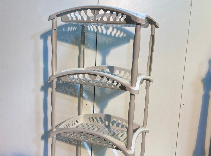 Organizador pvc blanco con 4 estantes y ruedas - imagen 2