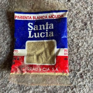 Café Soluble y Pimienta Blanca Molida Vencidos - imagen 3