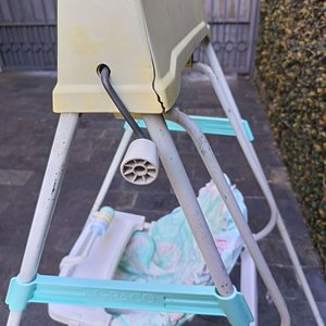 Columpio de Bebé Graco con Bandeja y Detalles de Uso - imagen 8