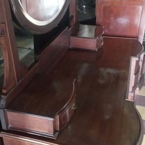 Tocador Antiguo de Madera con Espejo Giratorio y Cajones - imagen 3