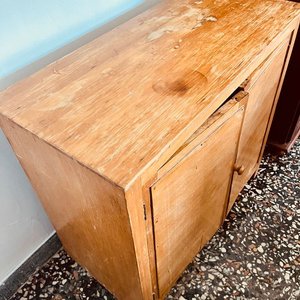 Alacena de Madera Rústica con Dos Puertas - imagen 4