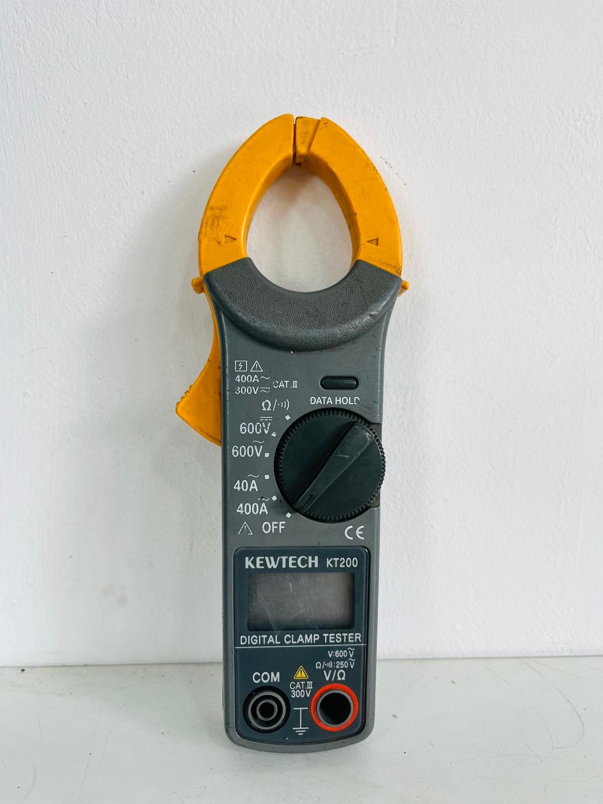 Pinza Amperimétrica Digital Kewtech KT200 - Funciona