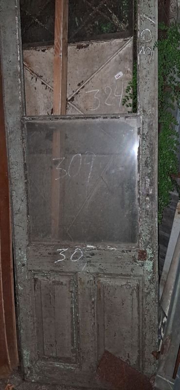 Item 880862 - Image 1