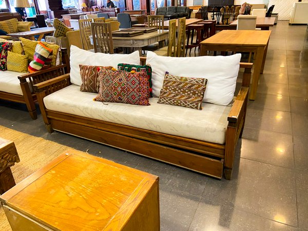 Diván de Madera con Almohadones Estilo Étnico - imagen 1