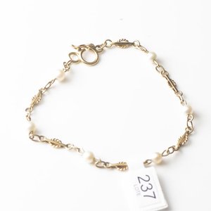 Lote siguiente: Pulsera de Oro 18k con Perlas Naturales - 16 cm
