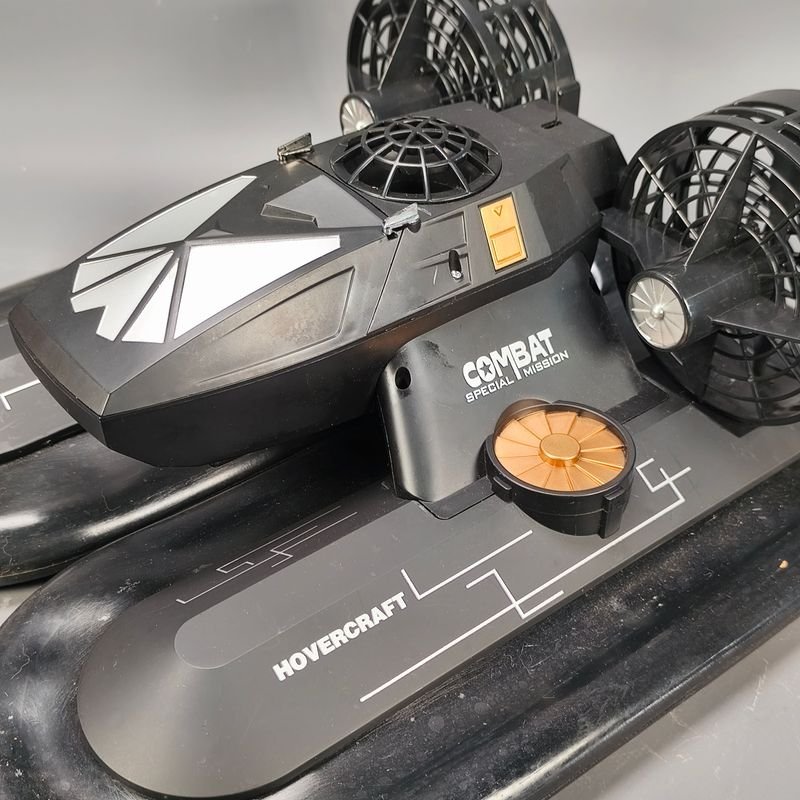 Hovercraft radio control, escala 1/32 alta velocidad en el agua y en la tierra - imagen 9