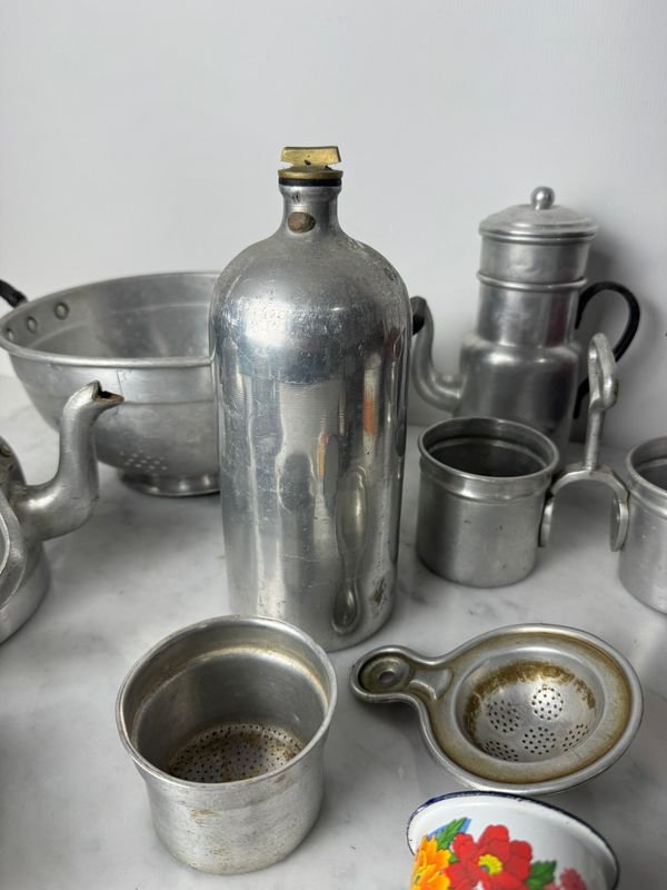 Lote de piezas en aluminio y esmaltadas para decoración - imagen 2