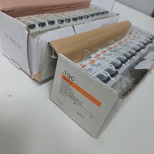 Caja con 12 Disyuntores Térmicos Unipolares TQC BH17 de 16 Amp - imagen 2