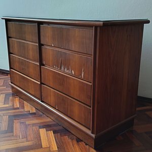 Juego Cómoda Mid-Century 8 Cajones y Espejo con Marco de Madera - imagen 3