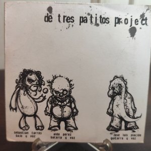 Lote siguiente: Álbum "De Tres Patitos Project" de la banda uruguaya De Tres Patitos Project
