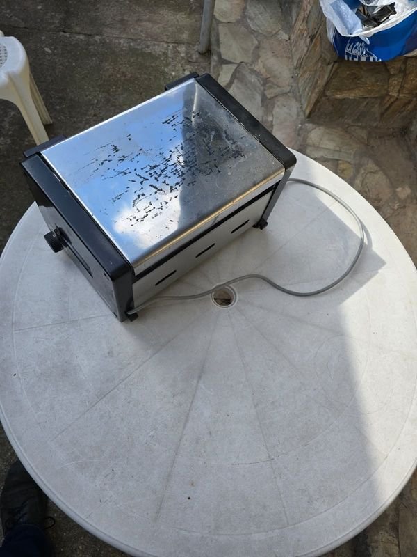 Parrilla Eléctrica Compacta para Cocina
