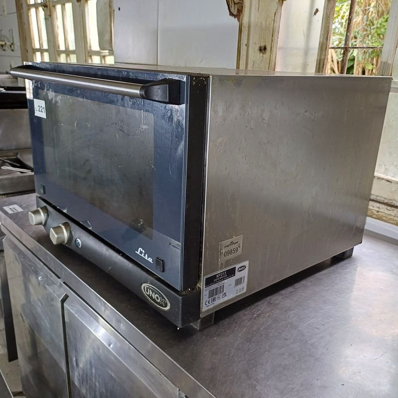 Horno convector marca Lisa en mal estado - imagen 3