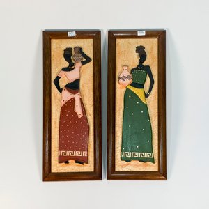 Lote anterior: Dos Cuadros en Relieve: Damas Africanas con Vestidos Coloridos