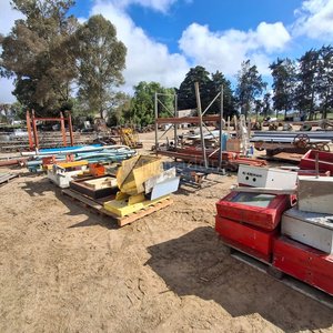 Lote anterior: Lote de Maquinaria y Componentes Industriales