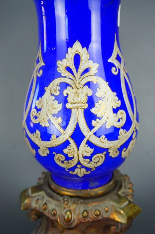 Lámpara de sobremesa completa con fanal en porcelana y bronce - imagen 8