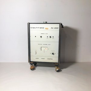 Lote anterior: Amplificador Blackfield PU 2000 "Solid State" 220V