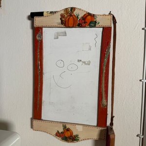 Set de Objetos Decorativos: Lienzo "Pomaire Chile" y Cazoletas de Cobre - imagen 7