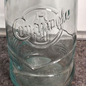 Botella Conmemorativa 80 Años Conaprole - imagen 3