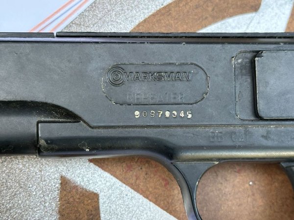 Pistola para chumbos, arma de fuego - imagen 2
