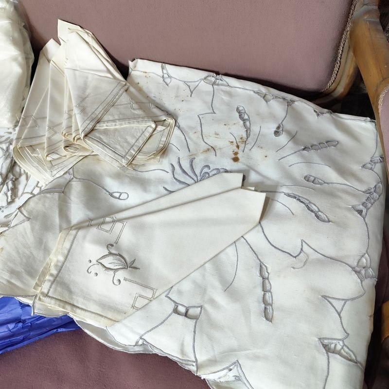 Item 880332 - Image 1