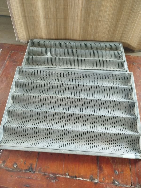 Bandejas para panadería en buenas condiciones - imagen 2