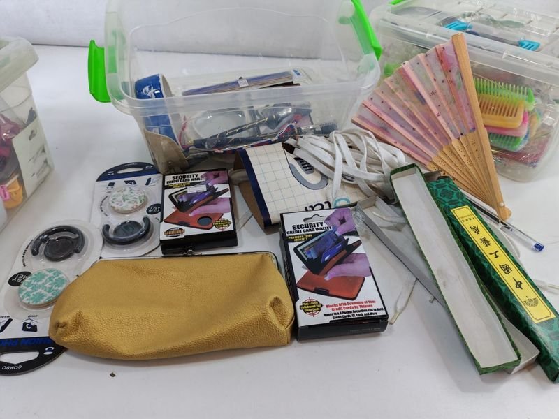 Artículos de Tocador y Papelería - Merceria - imagen 6